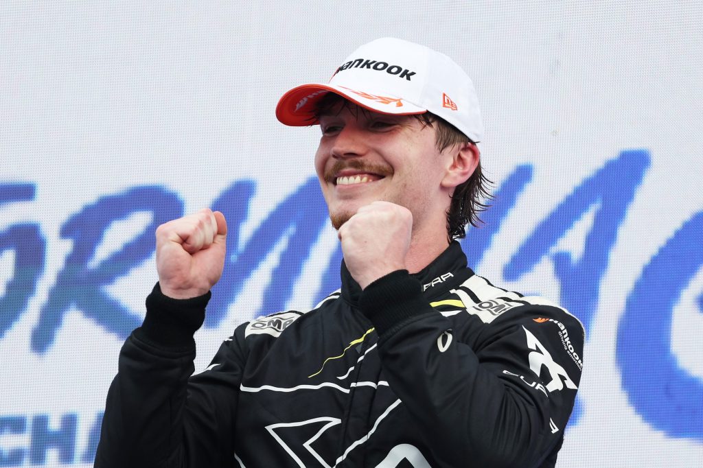 Ticktum takes advantage to seal maiden Formula E win at 2025 Sarinah Jakarta E-Pprix.jpg