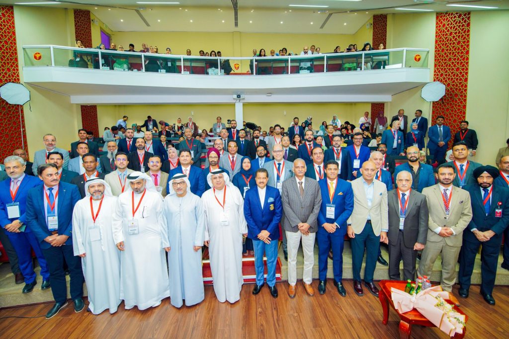 مجموعة ثومبي تكرم 41 طبيبًا؛ وتعلن عن حملة  " مرحبا بالجراحين " التى تضم  500 جراح