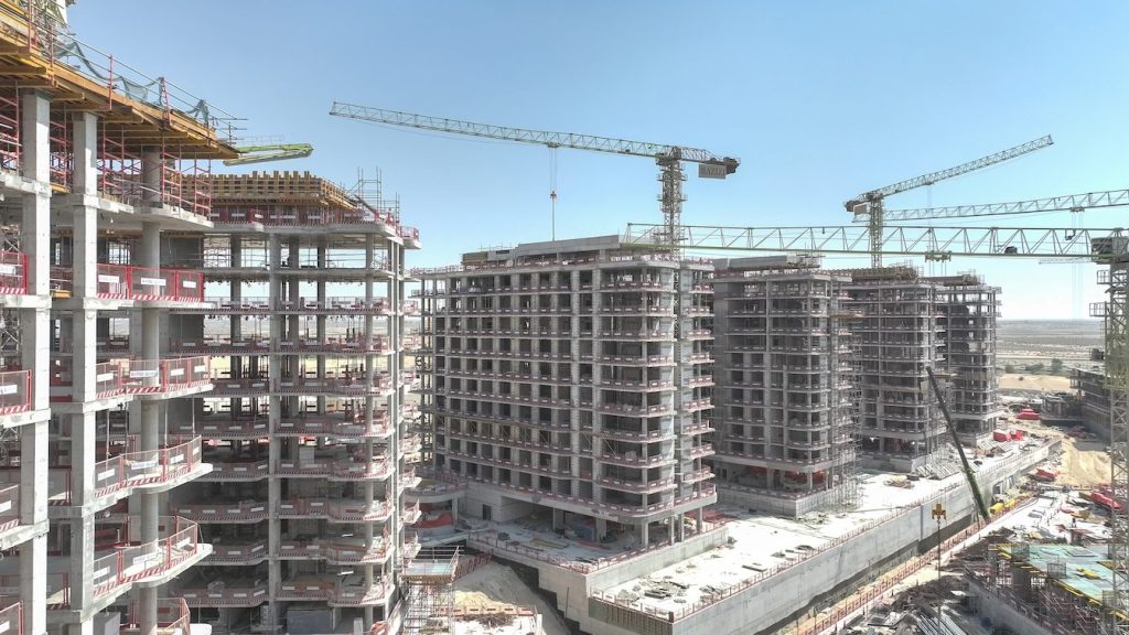 Azizi Venice reaches 29% construction milestone