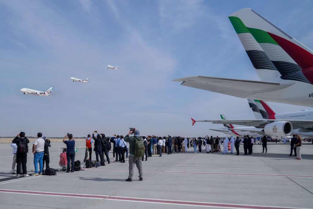 Emirates caps off Dubai Airshow 2025 w with strategic investments