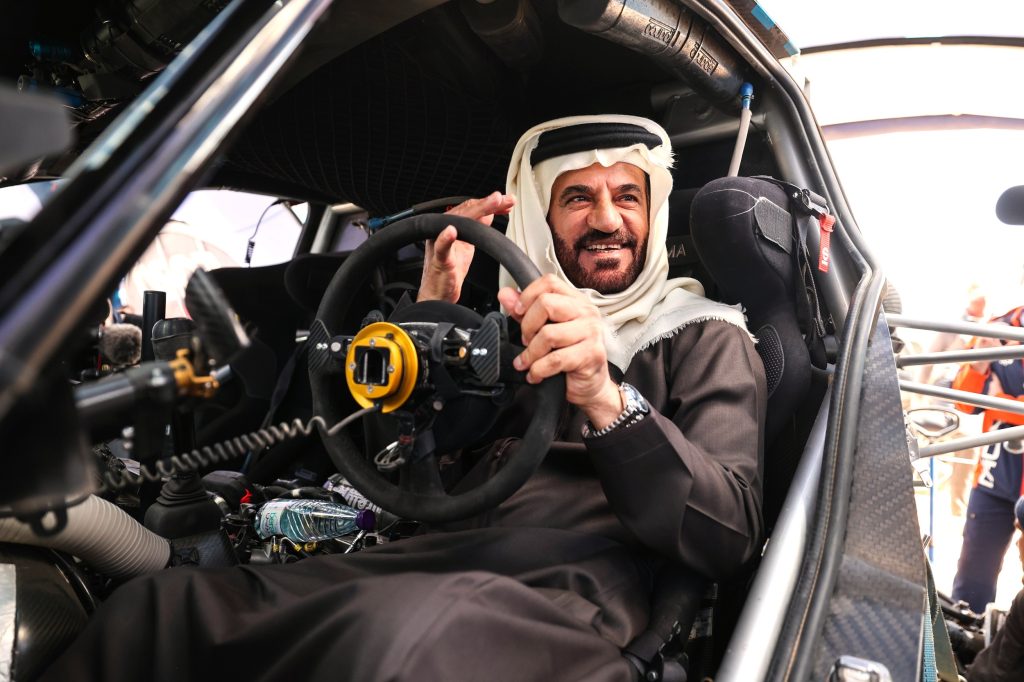 محمد بن سليم، رئيس الاتحاد الدولي للسيارات (FIA)، يشيد بإنجاز المملكة العربية السعودية في تعزيز رالي داكار وبطولة العالم للراليات الصحراوية الطويلة