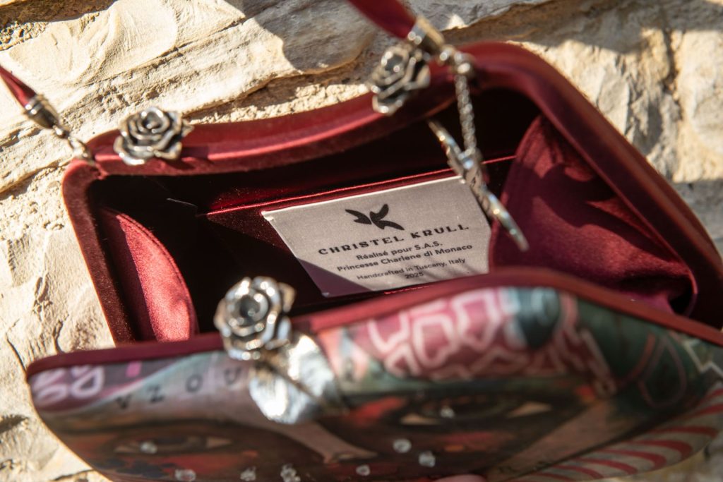 QUINTESSENTIAL LUXURY HANDBAGS