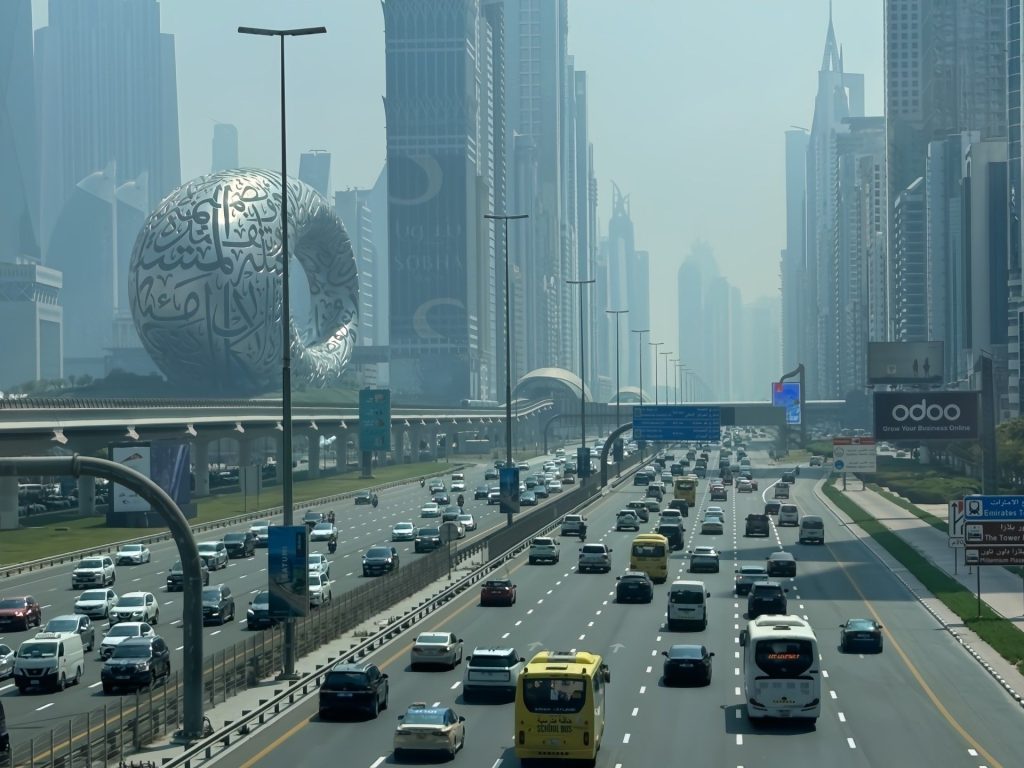 Drive EVتُطلق أول منصةفي الإمارات تعتمد على الذكاء الاصطناعي لتحليل سلوك واهتمامات مشتري السيارات الكهربائية